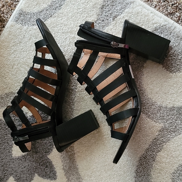 CP "Hayden" 10W black block style heels zipper medial foot gladiator style - Picture 5 of 11